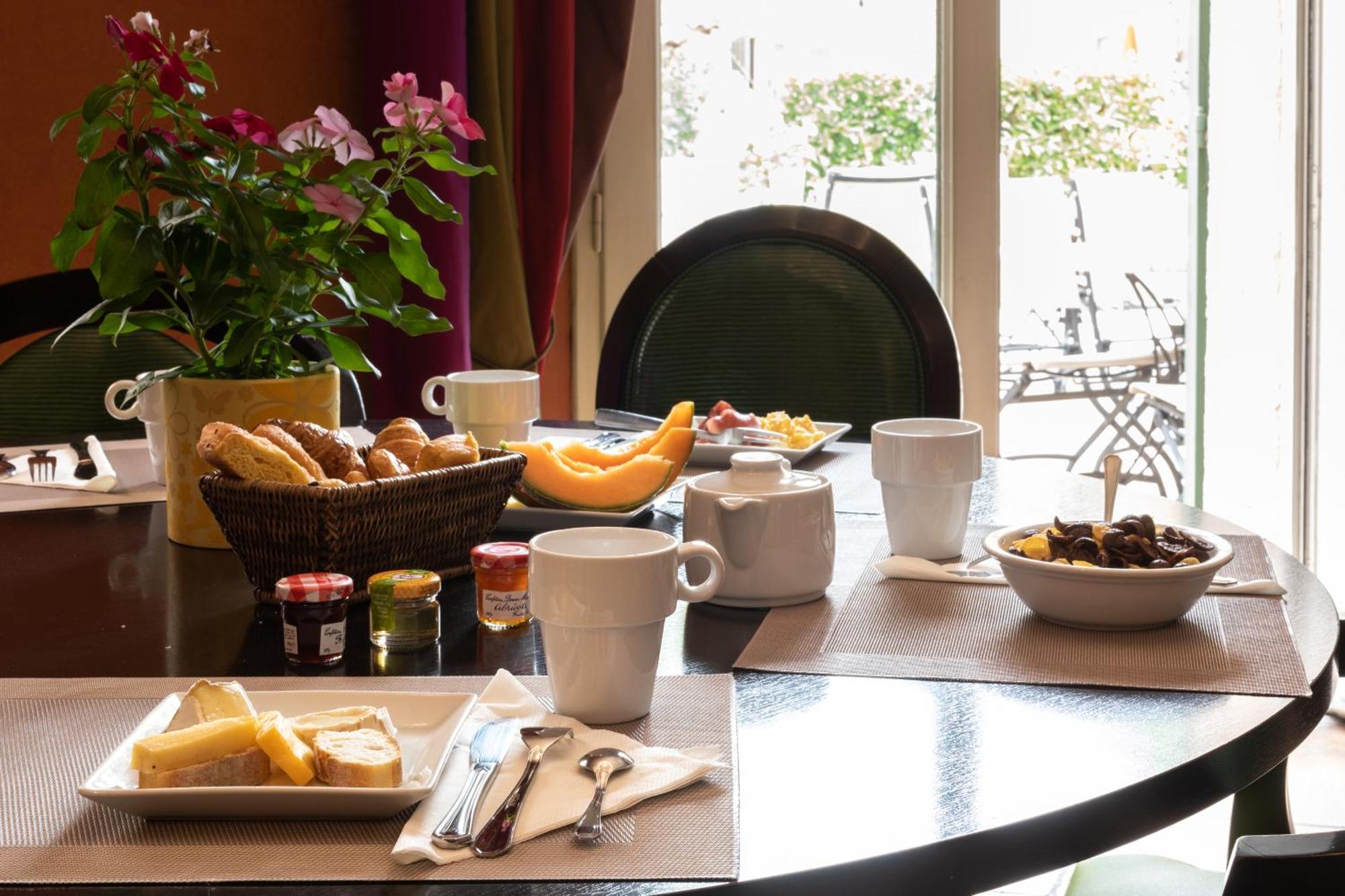 Western L'orangerie Hotel